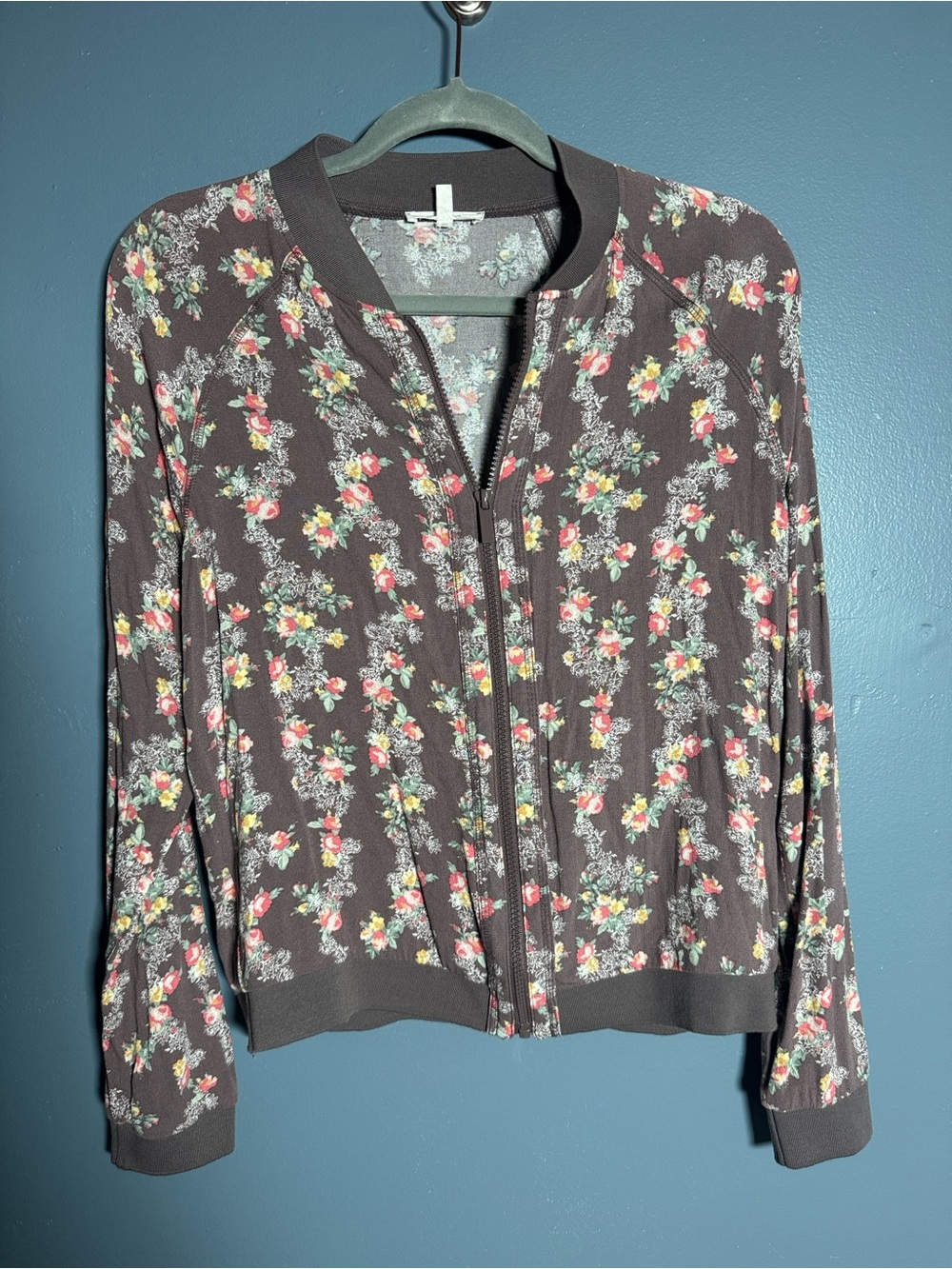 Maurices V-Neck Knit Fall Spring Jacket Floral Brown 100% Rayon Women’s Small